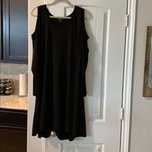 Karen Kane black dress size 2x. Worn only twice!